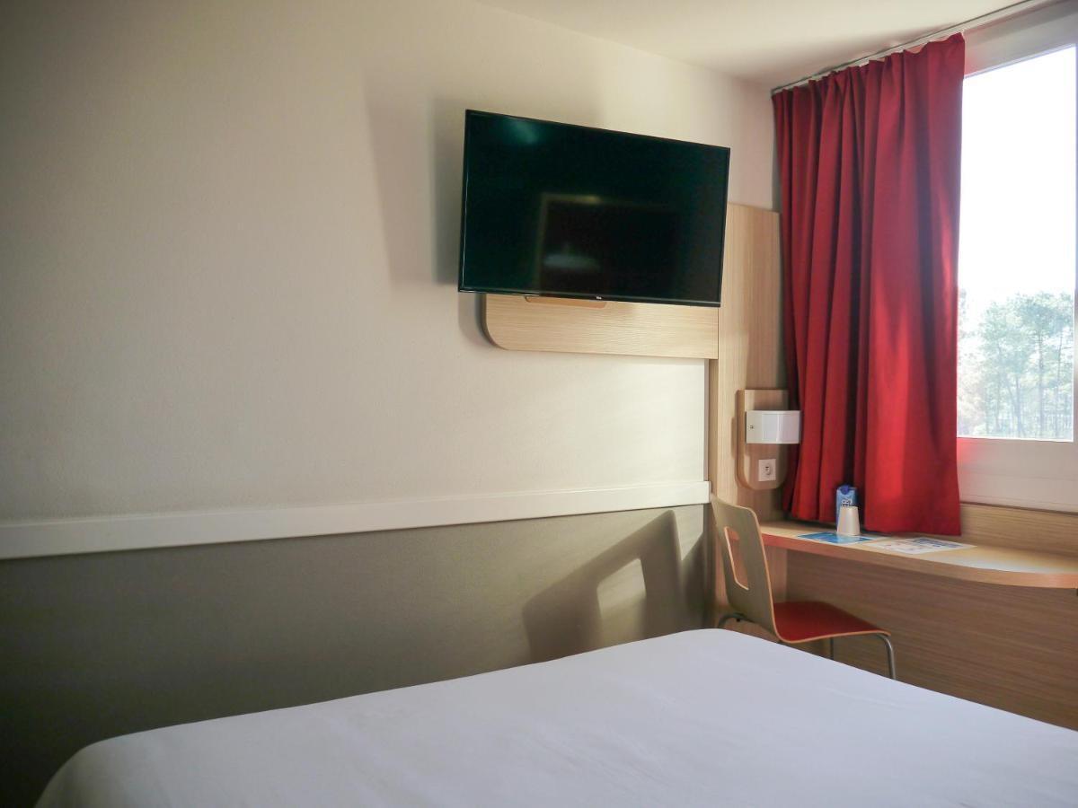 Kyriad Direct Mont De Marsan - St Avit Saint-Avit  Exterior foto